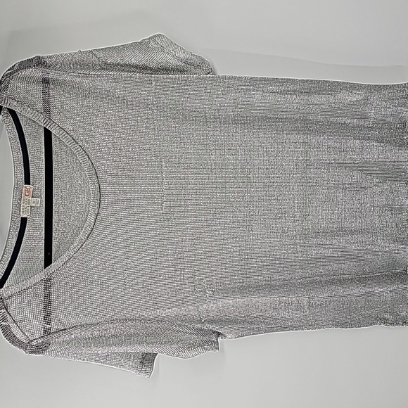 GB Silver Sheer Metallic Knit Sleeveless Blouse - Picture 10 of 10